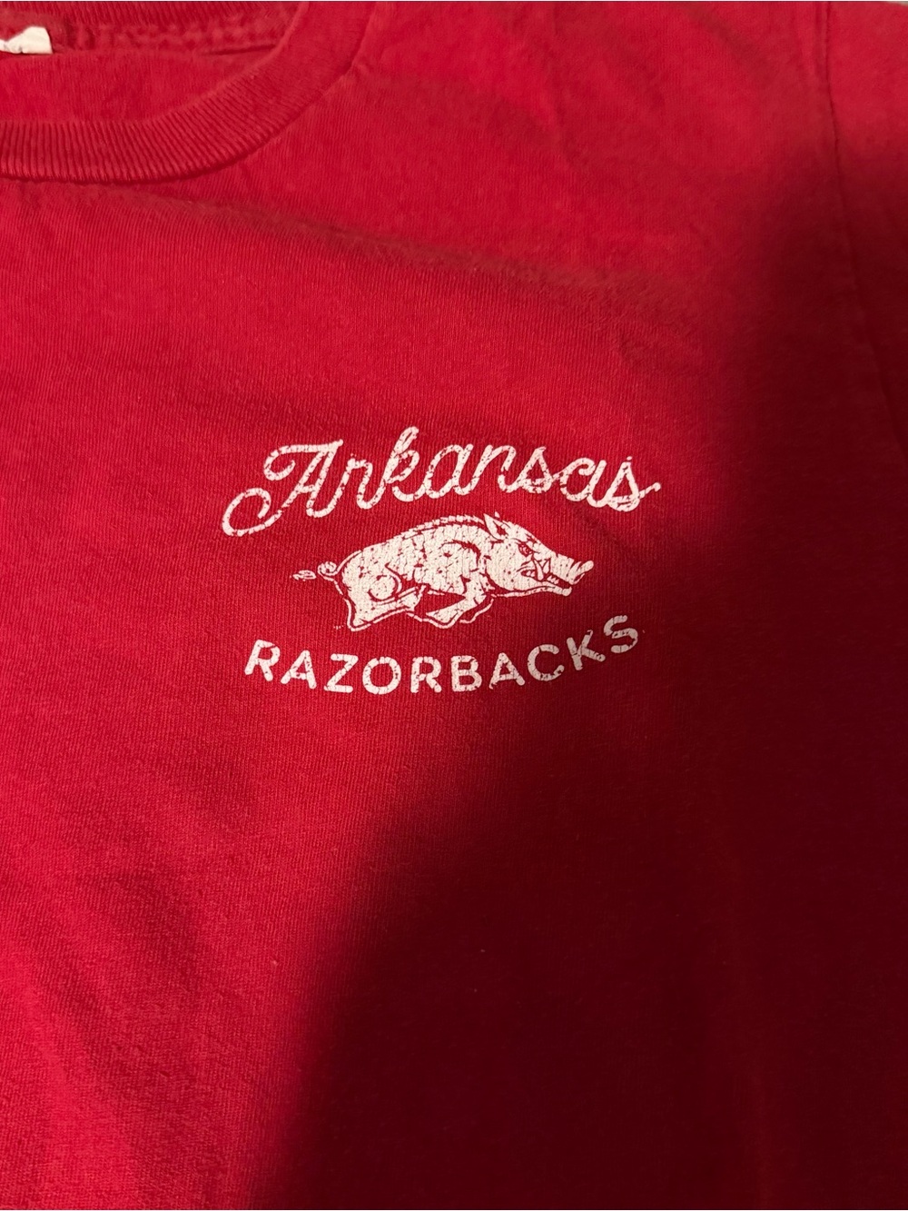 Women’s Arkansas Razorbacks shirt - Picture 3 of 4